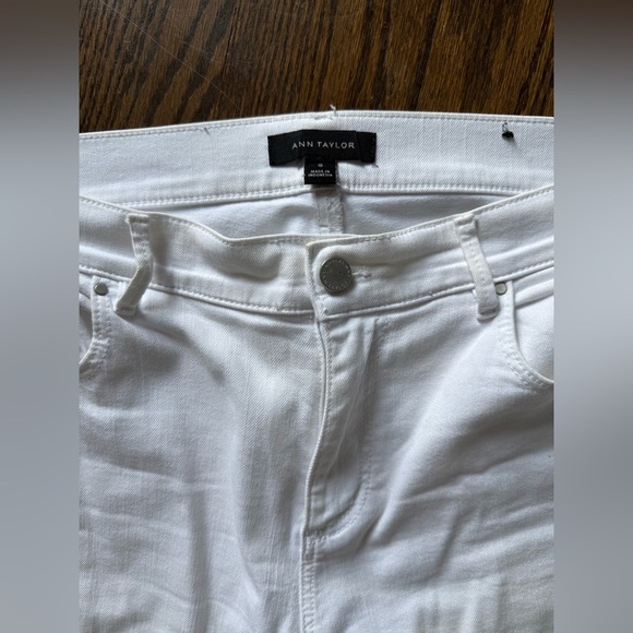 Ann Taylor White Jean with Flower Lace Hem - Picture 3 of 5